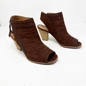 Paul Green Brown Suede Ankle Booties Size 9.5 Cayanne